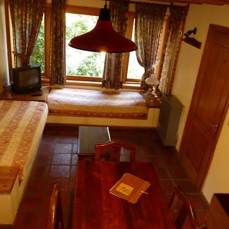 Apart Hotel Robles Del Sur San Martín de los Andes Esterno foto