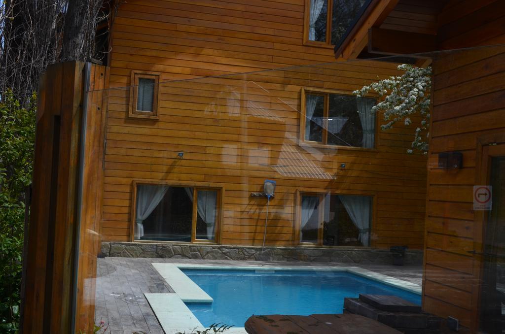 Apart Hotel Robles Del Sur San Martín de los Andes Esterno foto