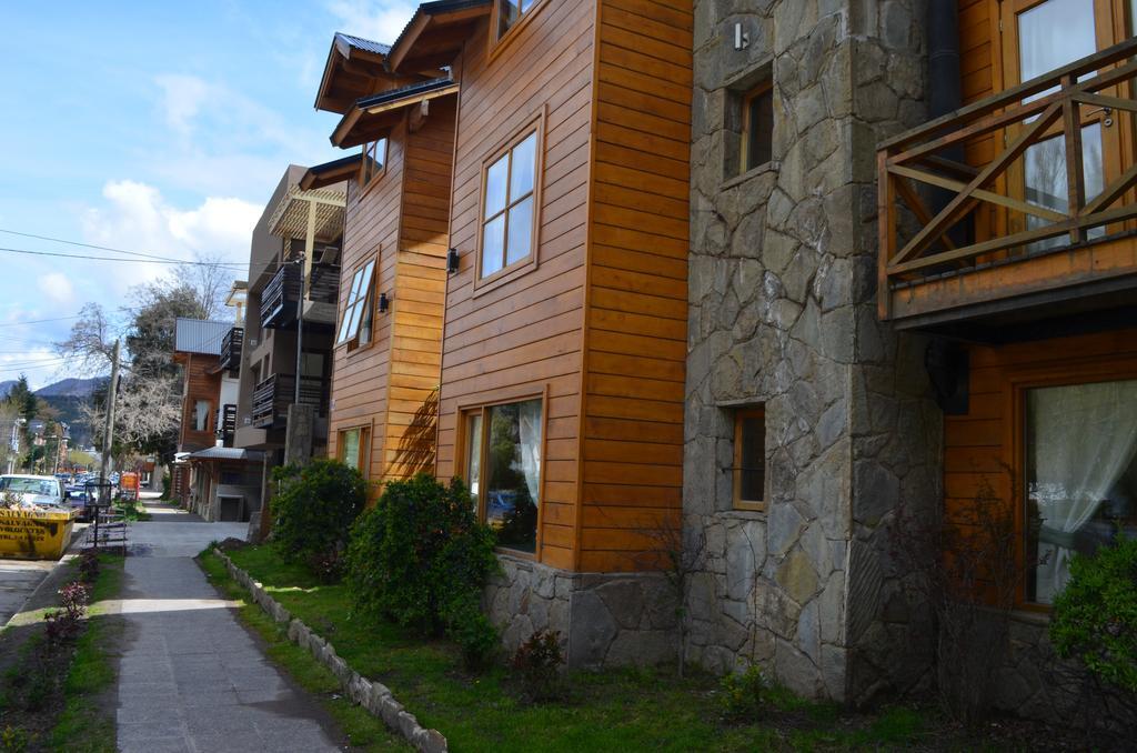 Apart Hotel Robles Del Sur San Martín de los Andes Esterno foto