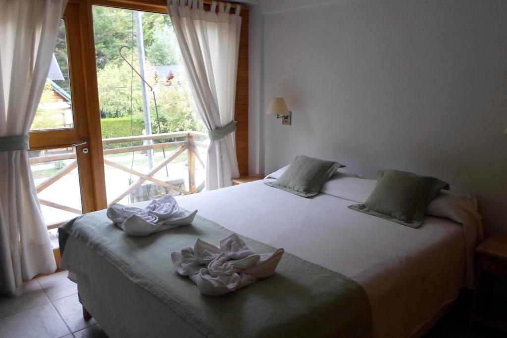 Apart Hotel Robles Del Sur San Martín de los Andes Esterno foto